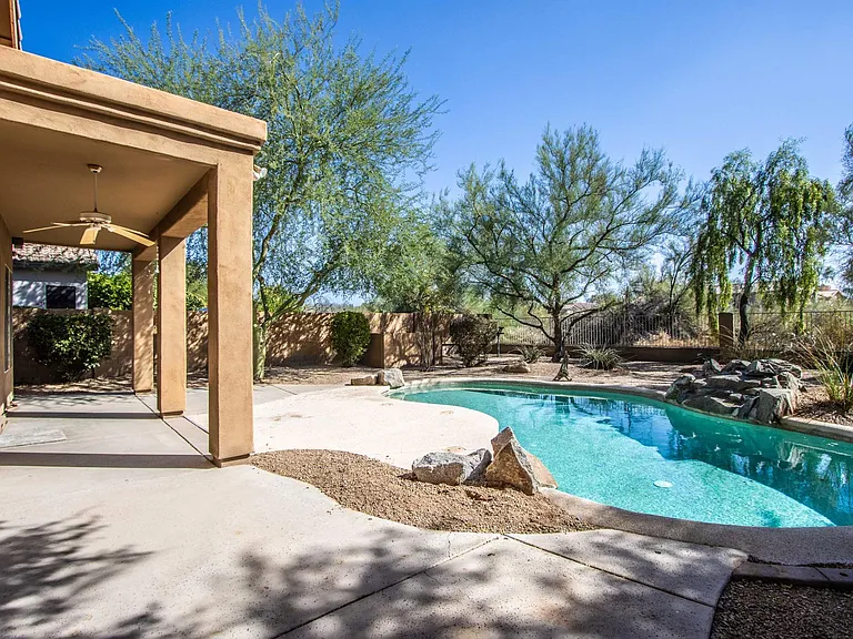 4627 E Dale Ln — Photo 26