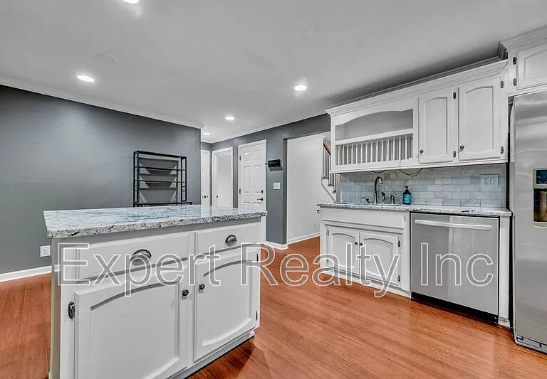5501 Heath Row Dr — Photo 22