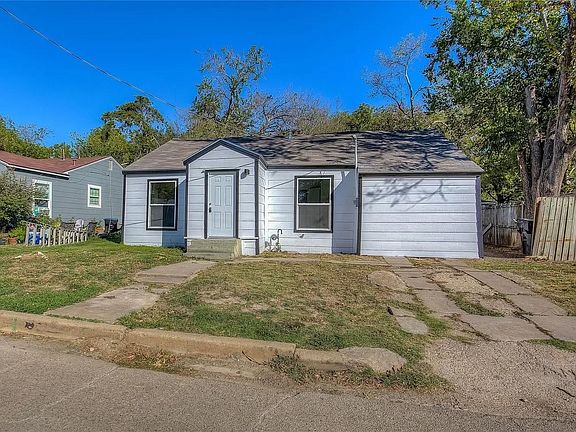 5th image of 1705 Langford St