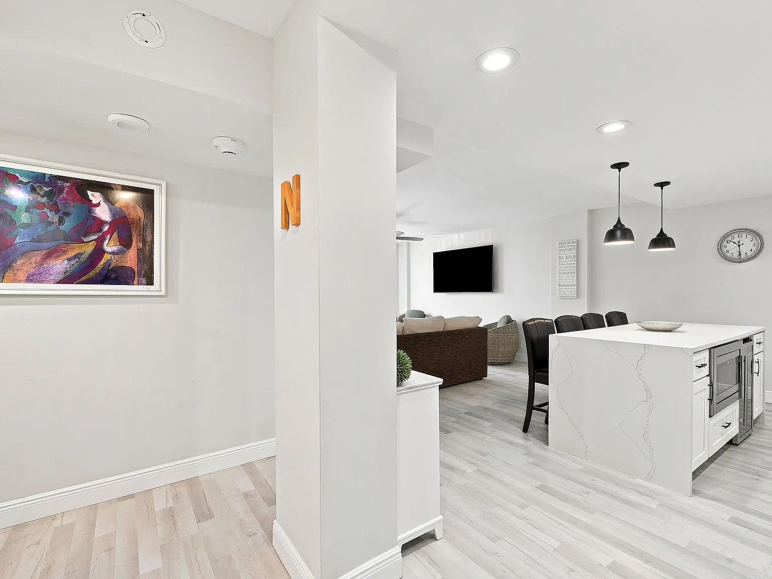 2 bed, 1031 sqft, $3,800 — Photo 3