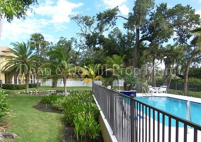 130 Banyan Bay Dr — Photo 4