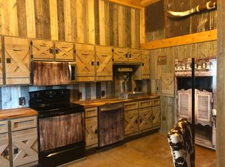 301 Eagles Nest Dr, Wimberley, TX 78676