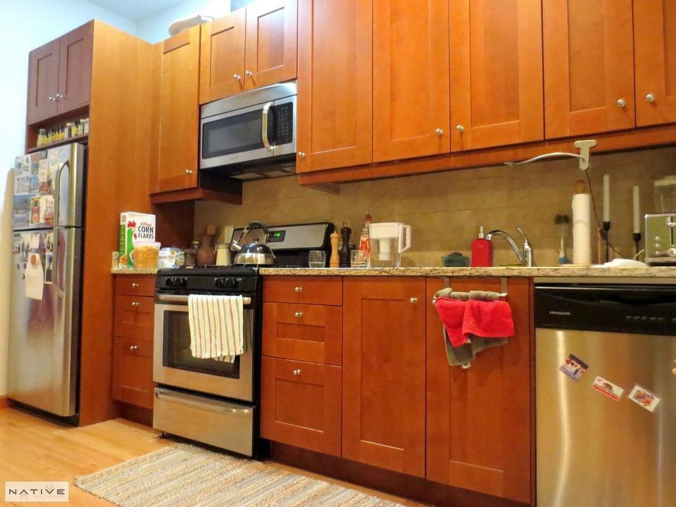 1st image of 85 Newell St APT 1R