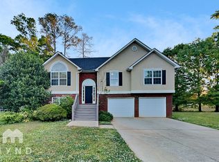 158 McArthur Dr, Locust Grove, GA 30248