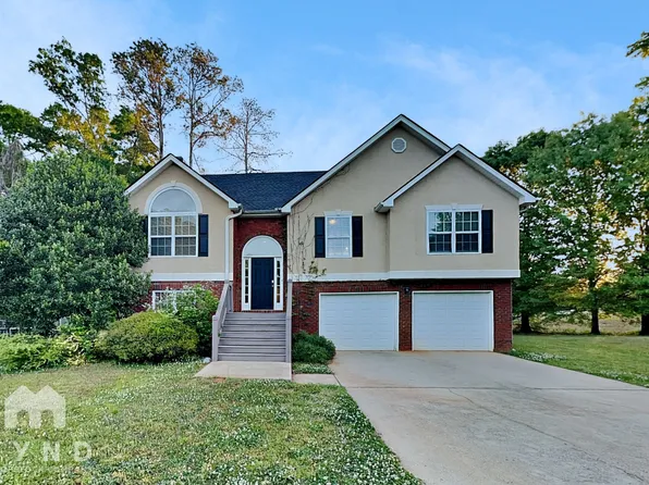158 McArthur Dr, Locust Grove, GA 30248