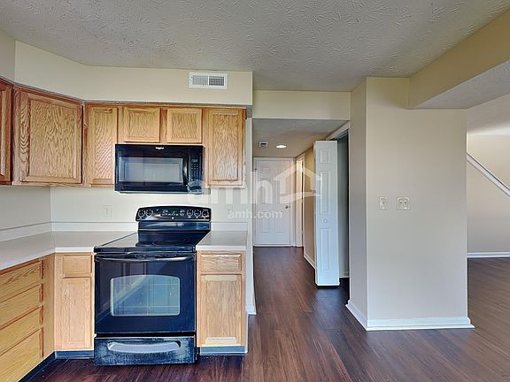 3rd image of 1518 Bluestem Dr