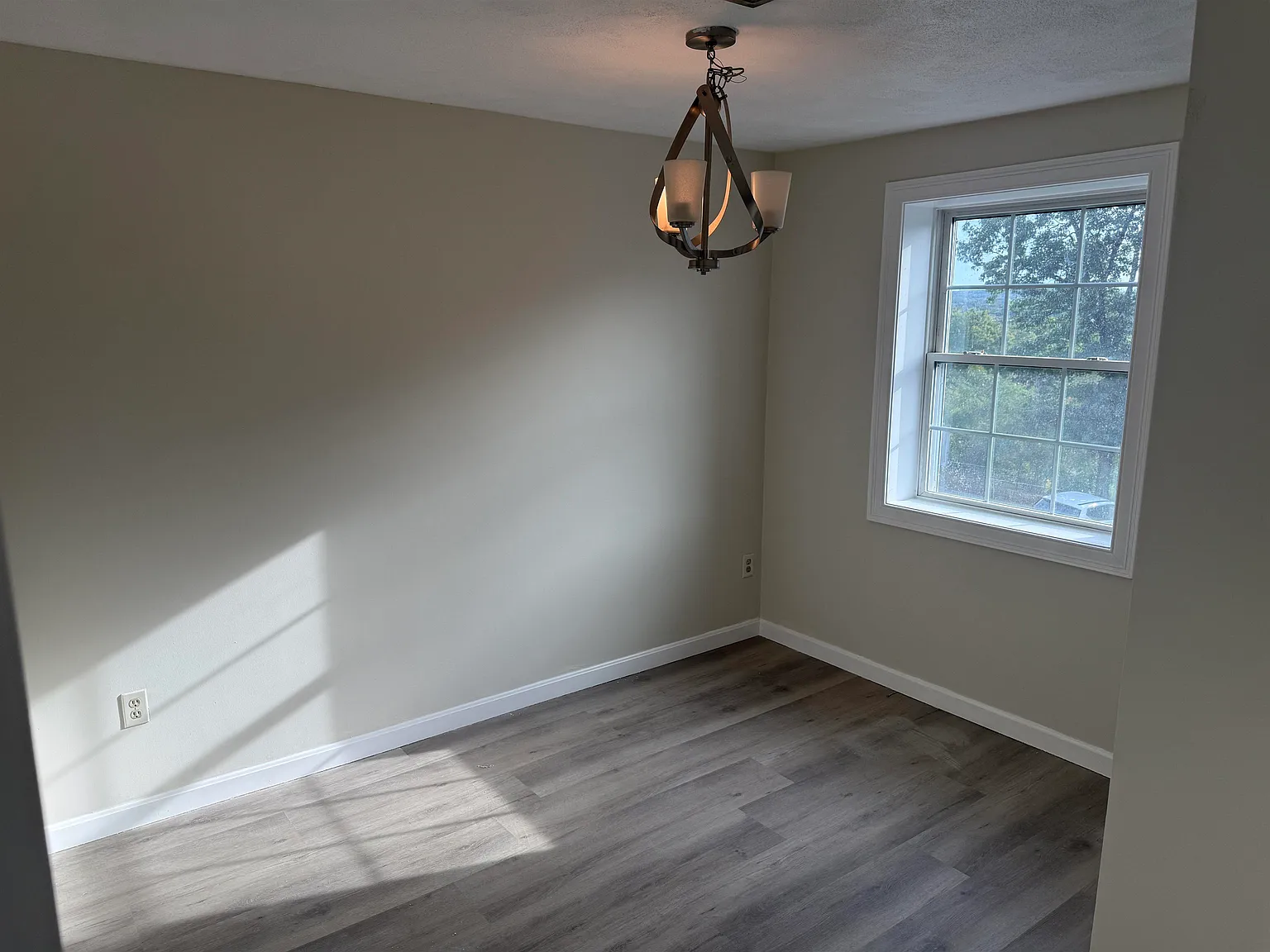 2 bed, 1.5 bath, 980 sqft, $2,200 — Photo 4