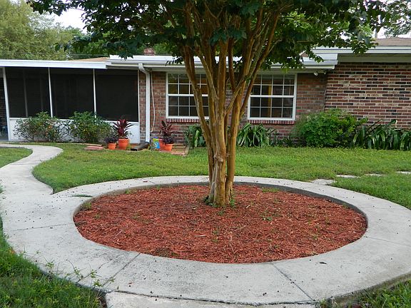2nd image of 7015 Hanson Dr N