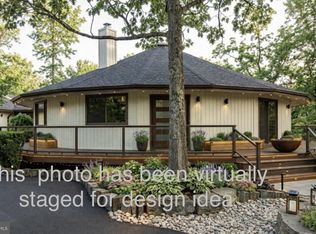 2119 S Sugan Rd, New Hope, PA 18938