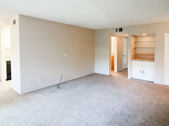 5th image of 4734 Park Granada Unit 240
