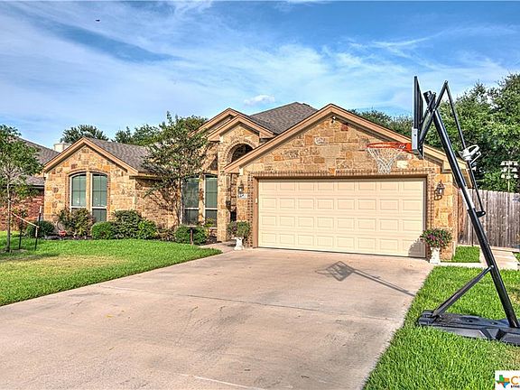3rd image of 3210 Wildcatter Dr