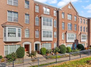 6319 Iris Meadow Ln, Haymarket, VA 20169