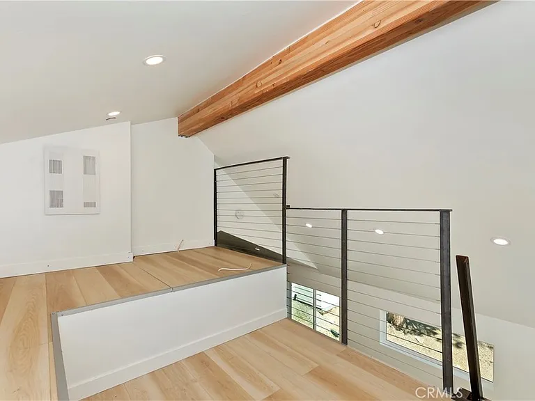 441 Oriole Dr #3 — Photo 25