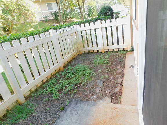 Fenced back courtyard.