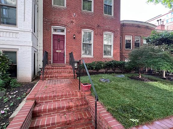 2nd image of 947 25th St NW