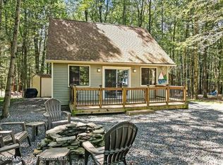 1143 Wallenpaupack Dr, Lake Ariel, PA 18436