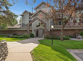 2170 Ridge Dr APT 11, Saint Louis Park, MN 55416