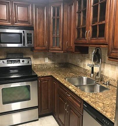 3rd image of 400 Kings Point Dr APT 909