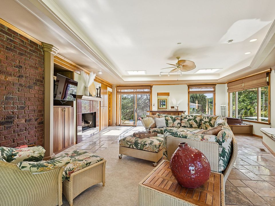 1st image of 2643 Chatham Ct