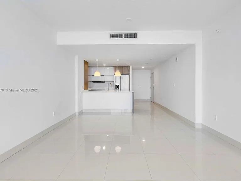 600 NE 27th St #3102 — Photo 9