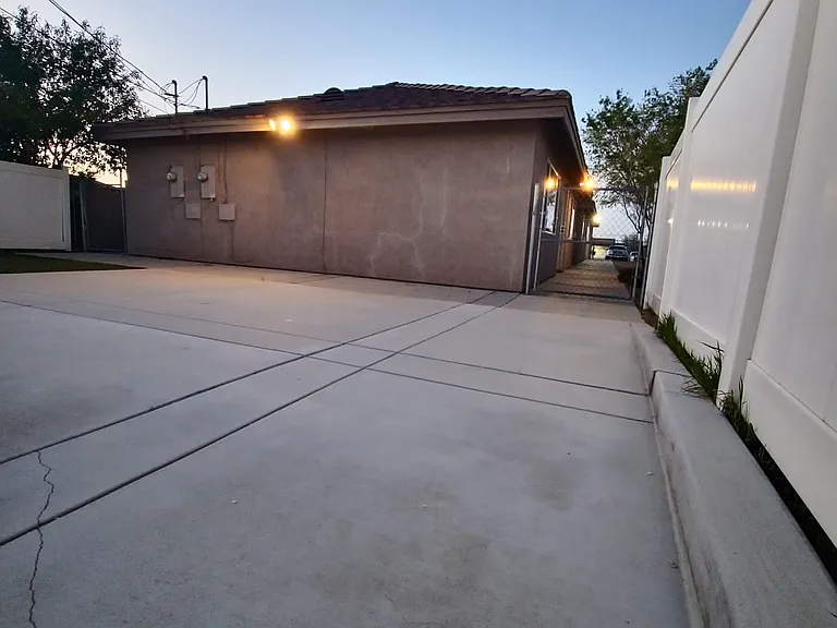 16475 Vine St #A — Photo 25