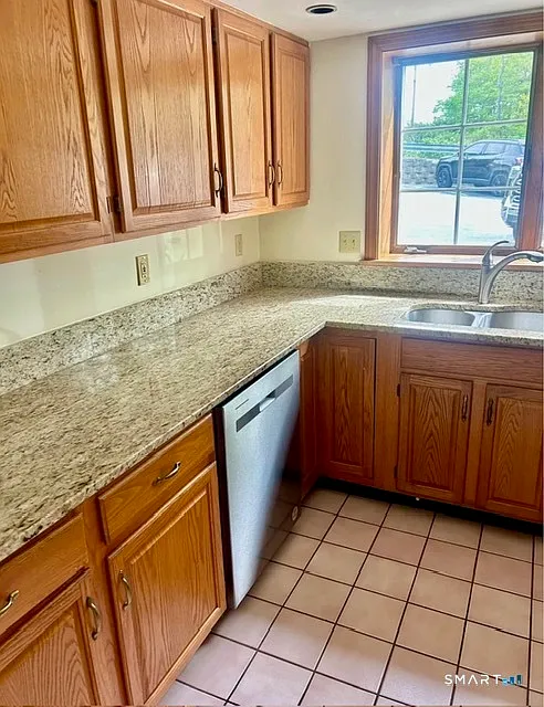 1 bed, 816 sqft, $1,800 — Photo 1
