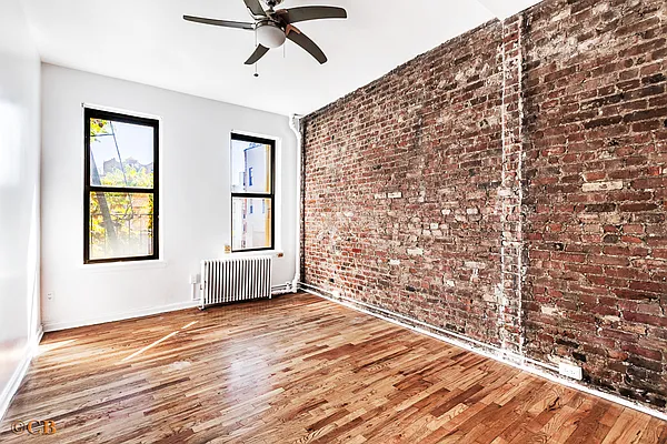 Sold by Compass | media 1