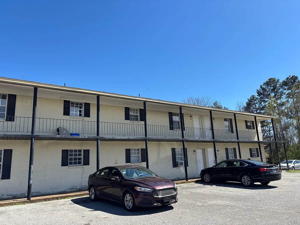 Building Photo - 1282 Fairground Rd