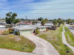 1797 Pomelo Dr, Venice, FL 34293