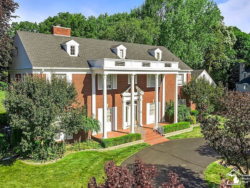 1045 Hollywood Dr, Monroe, MI 48162 MLS 50106632 Zillow