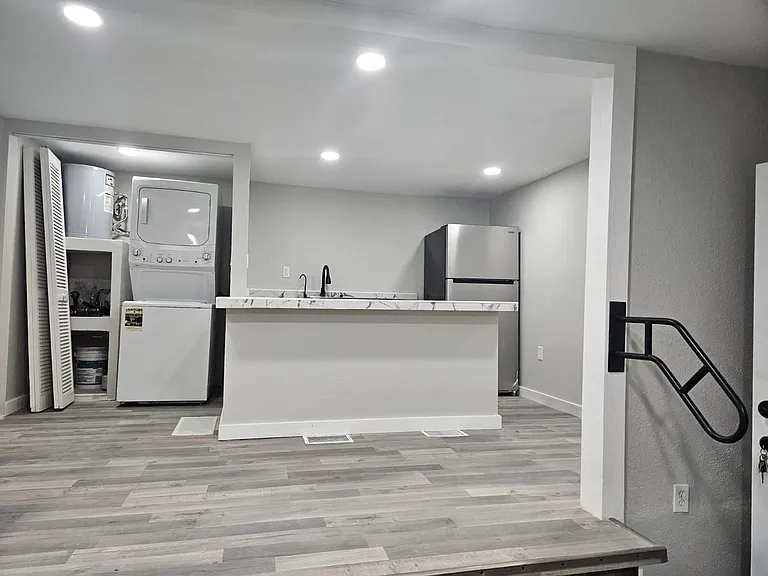 6703 Jessica Pl — Photo 8