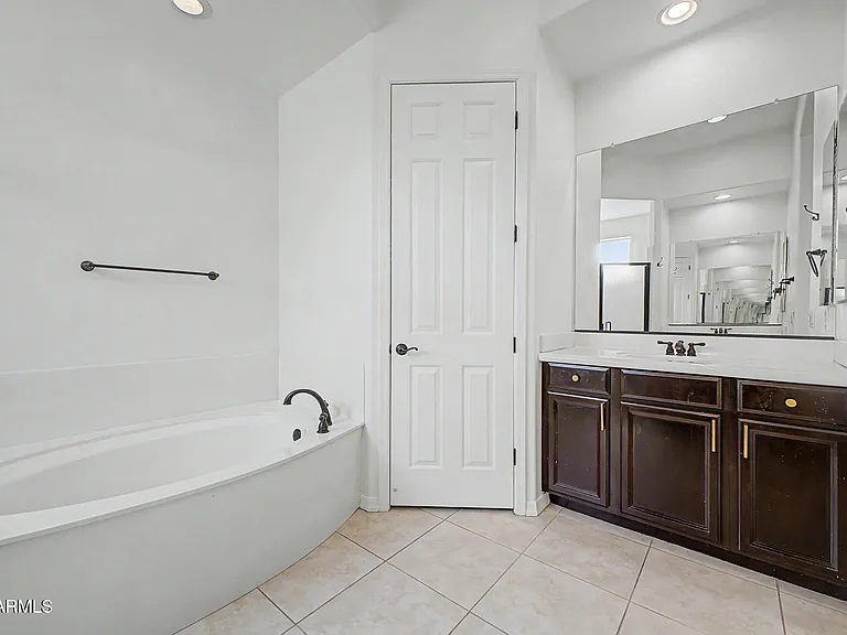 14210 W Harvard St — Photo 38