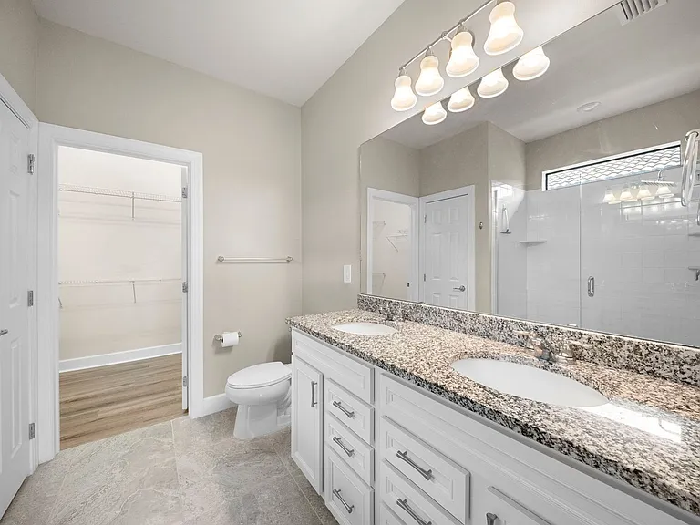 3685 E Hampton Cir — Photo 23