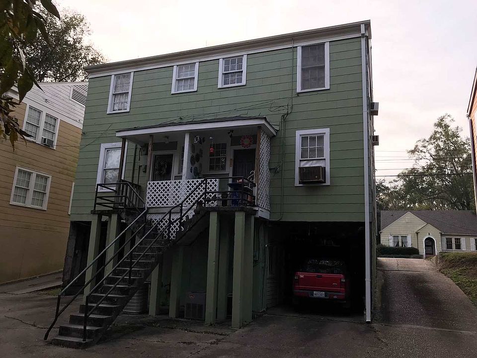 2nd image of 3418 Abbey Nord Pl
