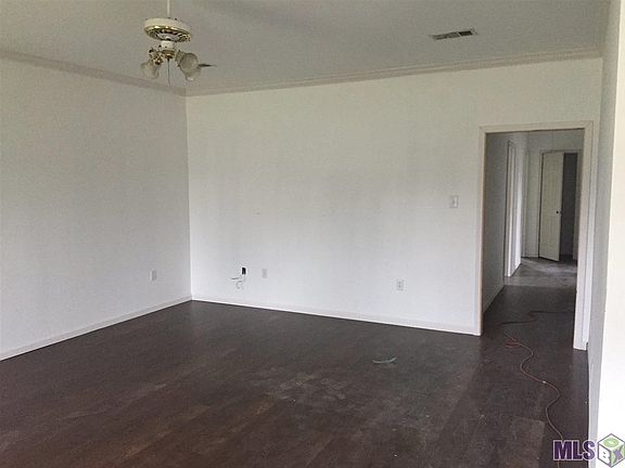 4th image of 11367 Peggy St