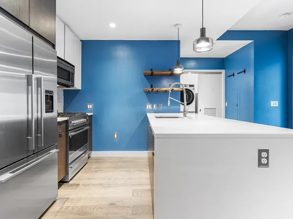 375 Canal St #1103, Somerville, MA 02145