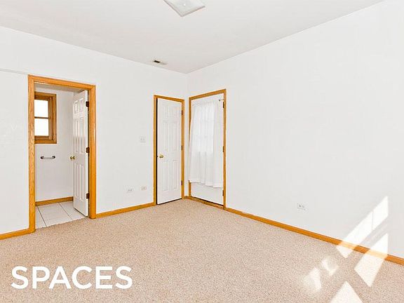 4th image of 1343 N Leavitt St #_three_