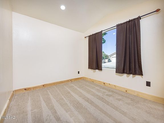 3rd image of 8182 S Camino Serpe
