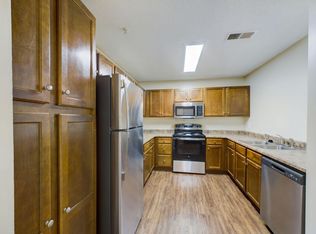 3071 Stone Carriage Cir APT U, Fayetteville, NC 28304