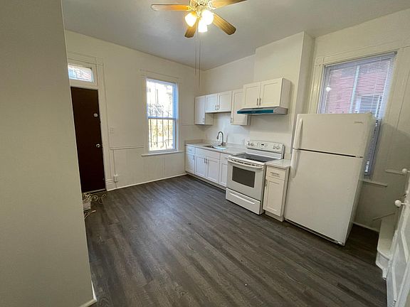 2nd image of 226 Stratford Ave APT 1