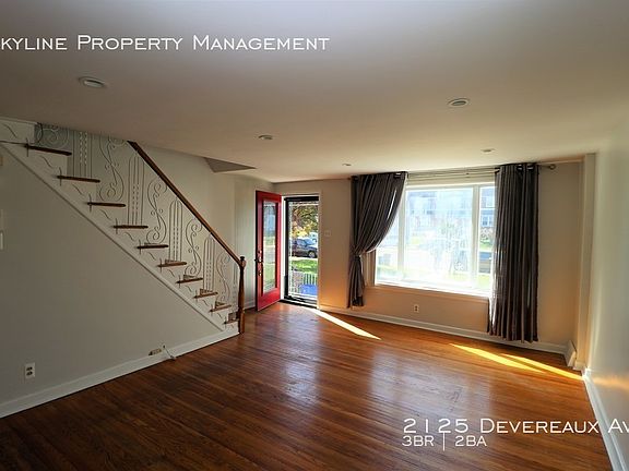 4th image of 2125 Devereaux Ave