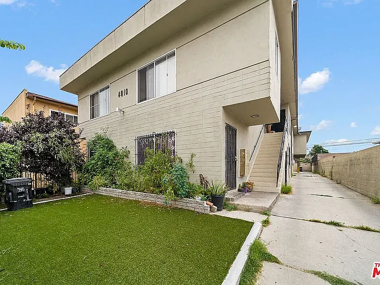 1 bed, 642 sqft, $2,100 — Photo 1