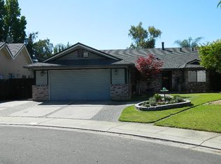 488 E Valley Oak Pl, Woodbridge, CA 95258