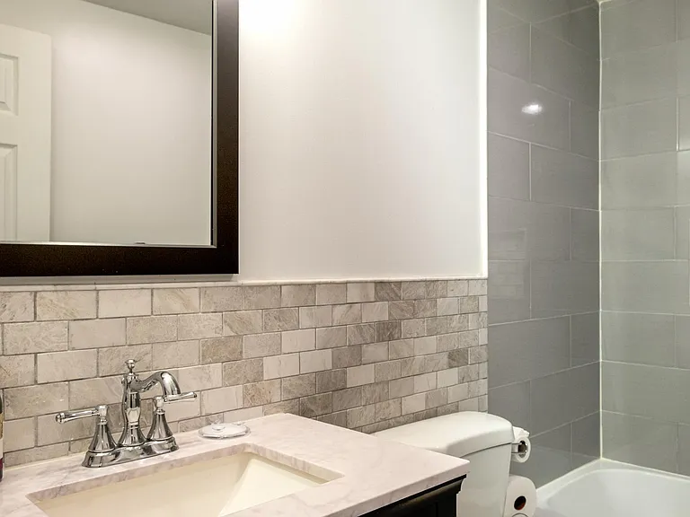 900 Maryland Ave NE #ENGLISH BASEMENT — Photo 20