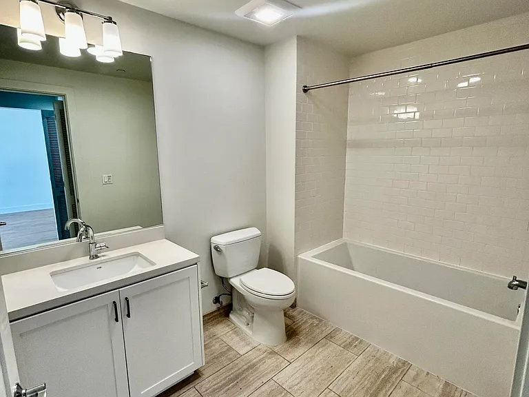 112 E Ortega St #204 — Photo 7