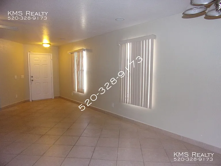 1900 W Nava Dr — Photo 7