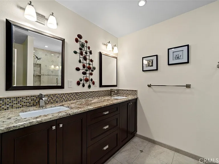 963 E Meda Ave — Photo 25