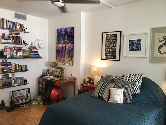 Rented by Sotheby's International Realty | media 20