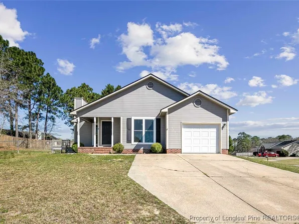 4106 Noonday Ct, Hope Mills, NC 28348