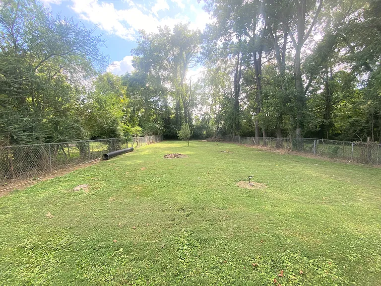 2841 Colonial Cir — Photo 18